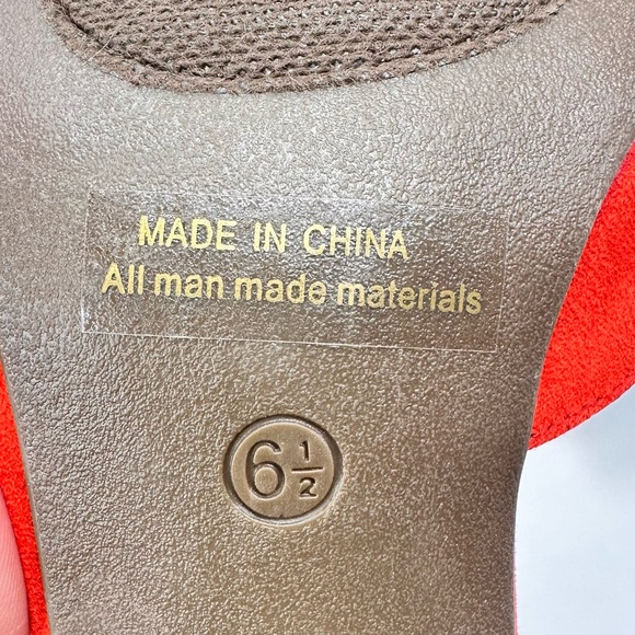 Dream Pairs Women's Red Suede Low Heel Dress Pump - Picture 10 of 11